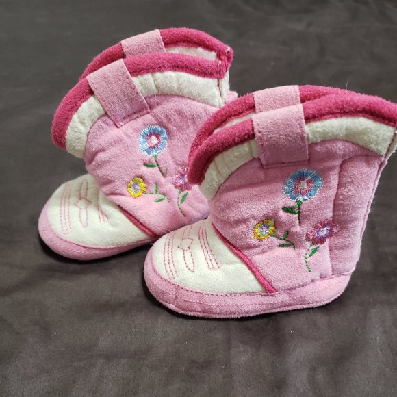 Cowgirl Booties 0-3 Size Pink Velcro Closure Floral Pattern - Picture 1 of 3